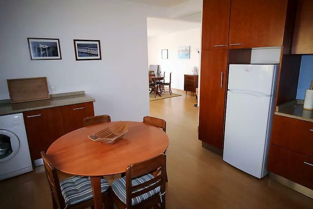 Apartamento Em Frente Ao Mar Costa Nova Esterno foto
